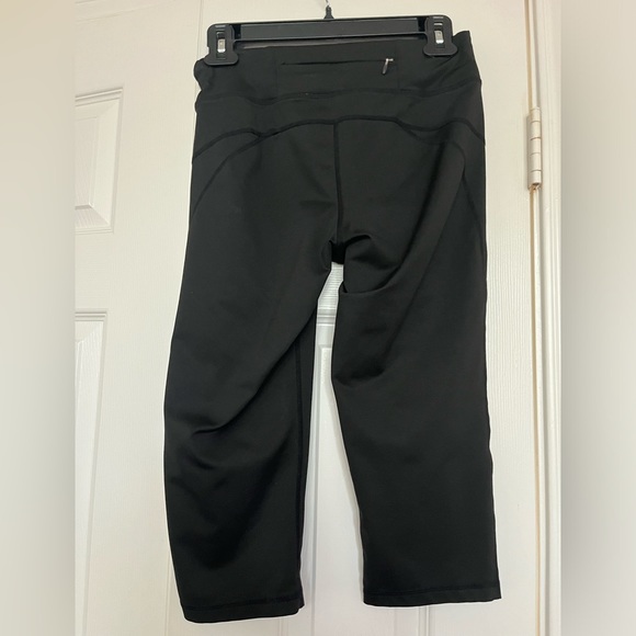 Black Capri Pants with Zippered Back Pocket - Picture 2 of 3